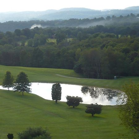Inn At Lenape Heights-Golf Resort And Event Center Ford City Esterno foto