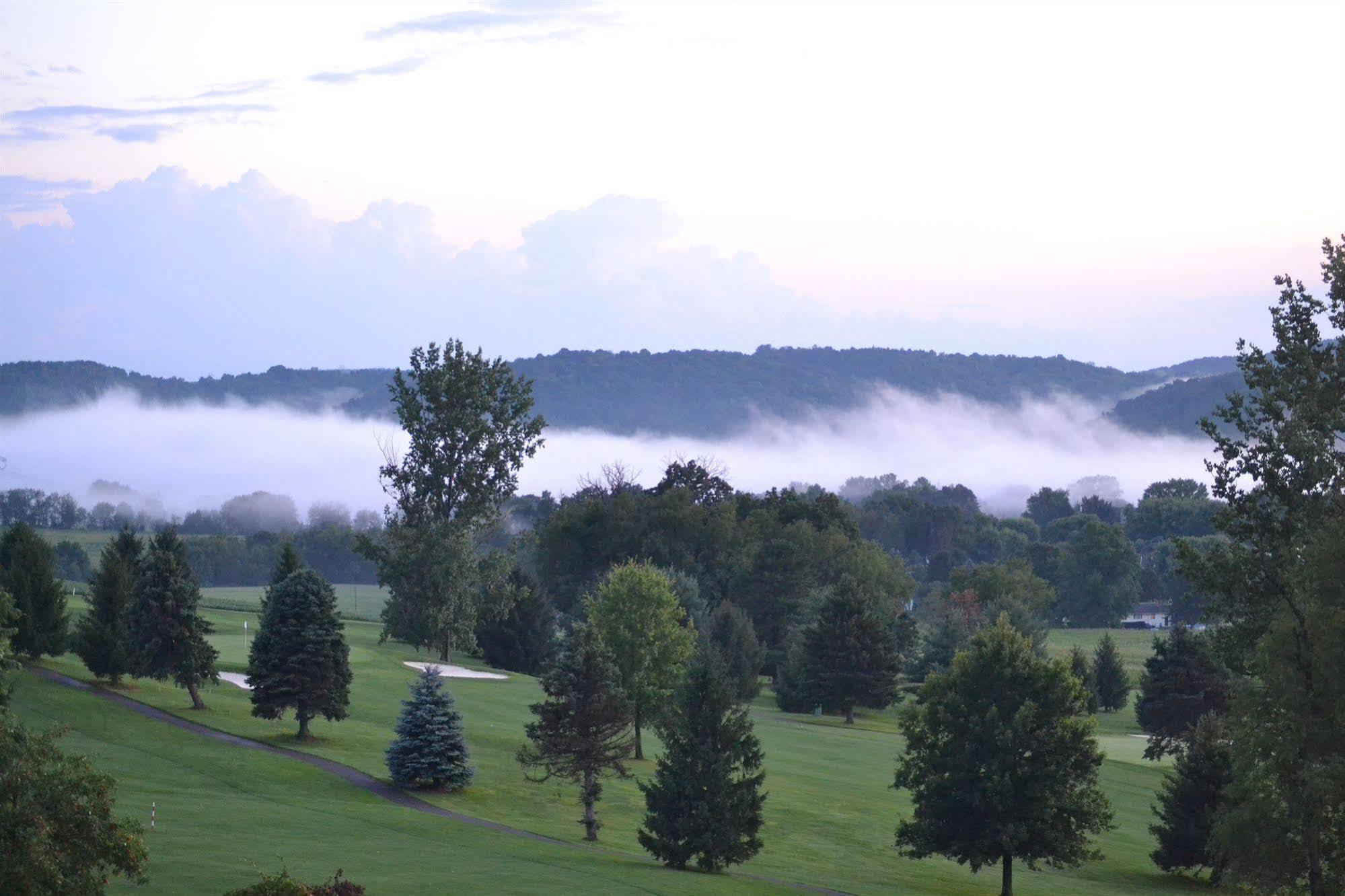 Inn At Lenape Heights-Golf Resort And Event Center Ford City Esterno foto